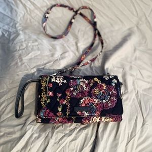 Vera Bradley small wallet crossbody